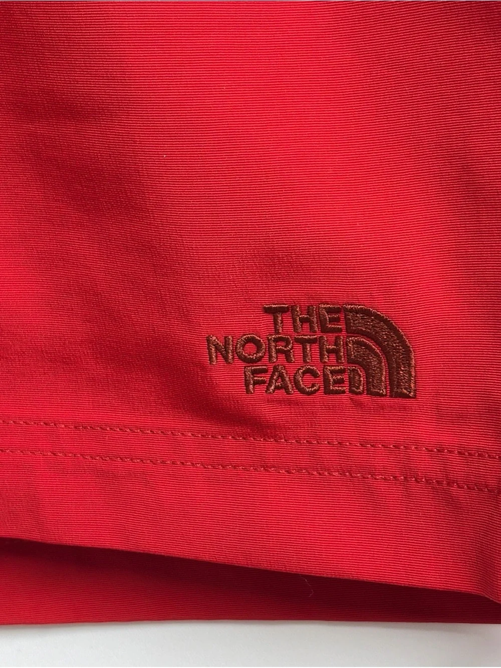 The North Face Men’s XXL Swim Trunks Red Mesh Lined Elastic Waist Quick Dry